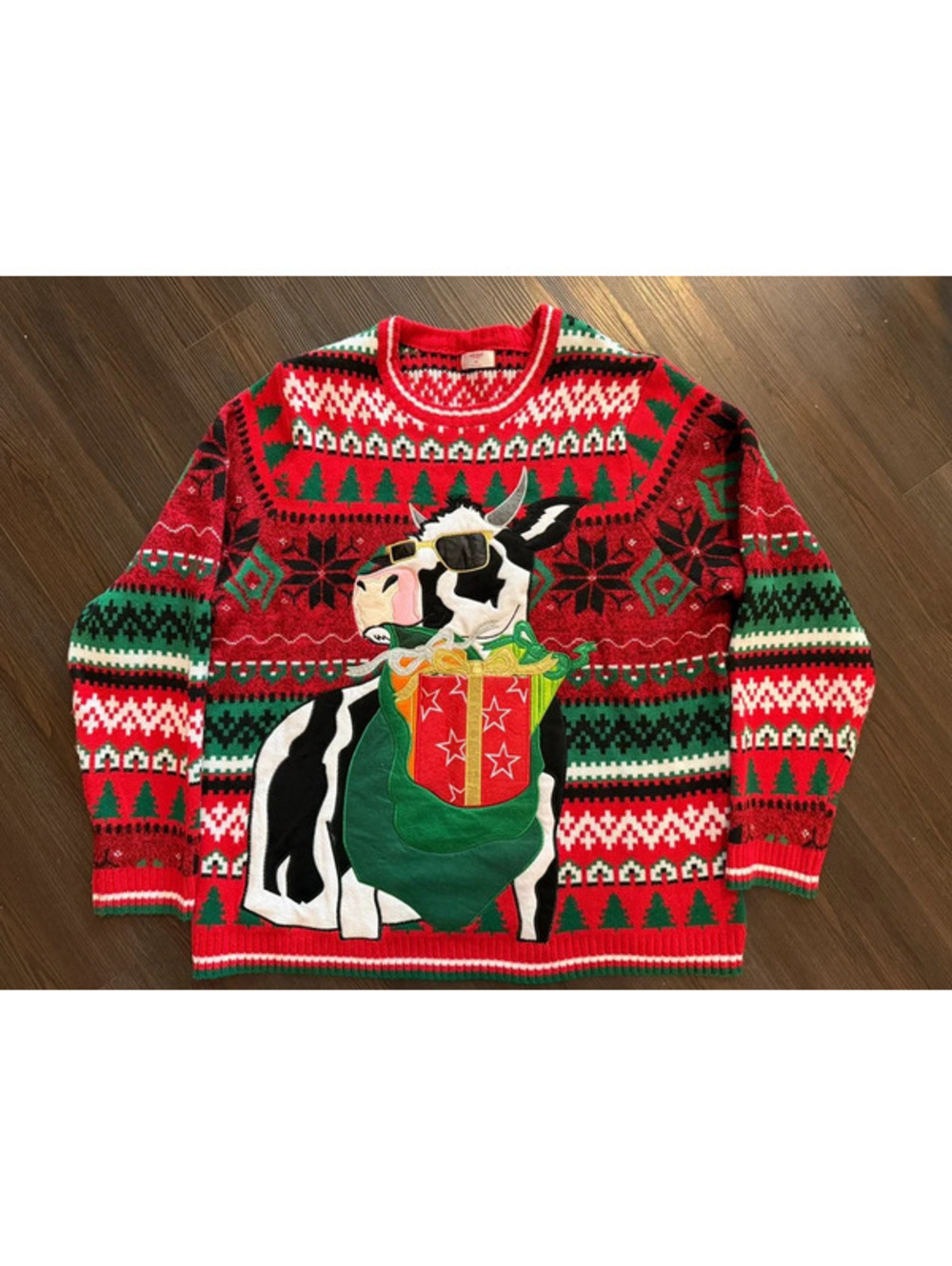 Holiday time ugly Christmas sweater cow gift sassy moo 2xl